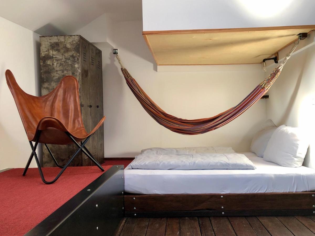 Schiffshotel "Schlafen Im Hafen" Hamburg Dış mekan fotoğraf